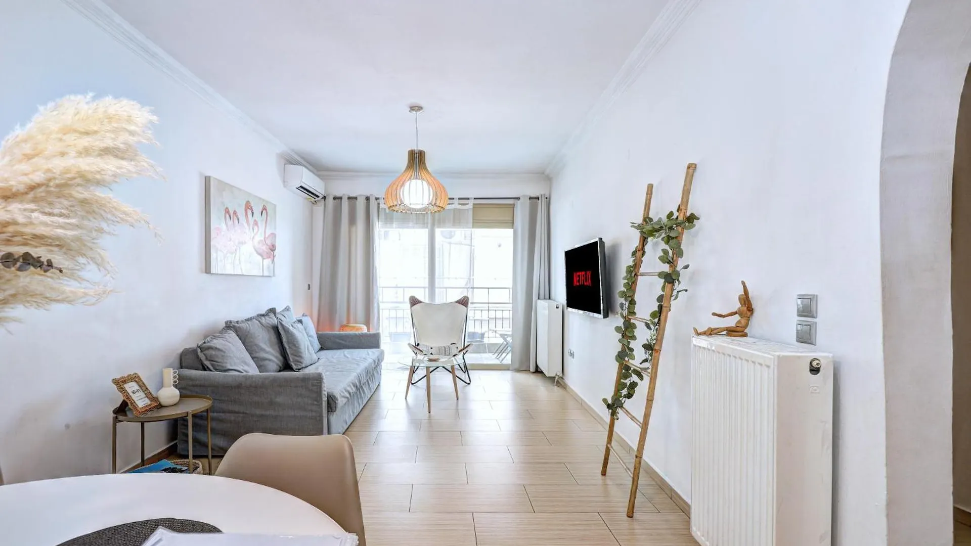 Traveler Home 85M2 Private Parking Next To Center Thessaloníki 0*,  Grækenland