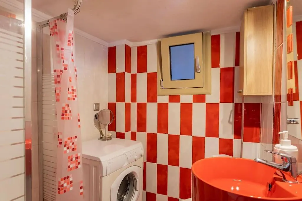 Traveler Home 85M2 Private Parking Next To Center Thessaloniki Appartement